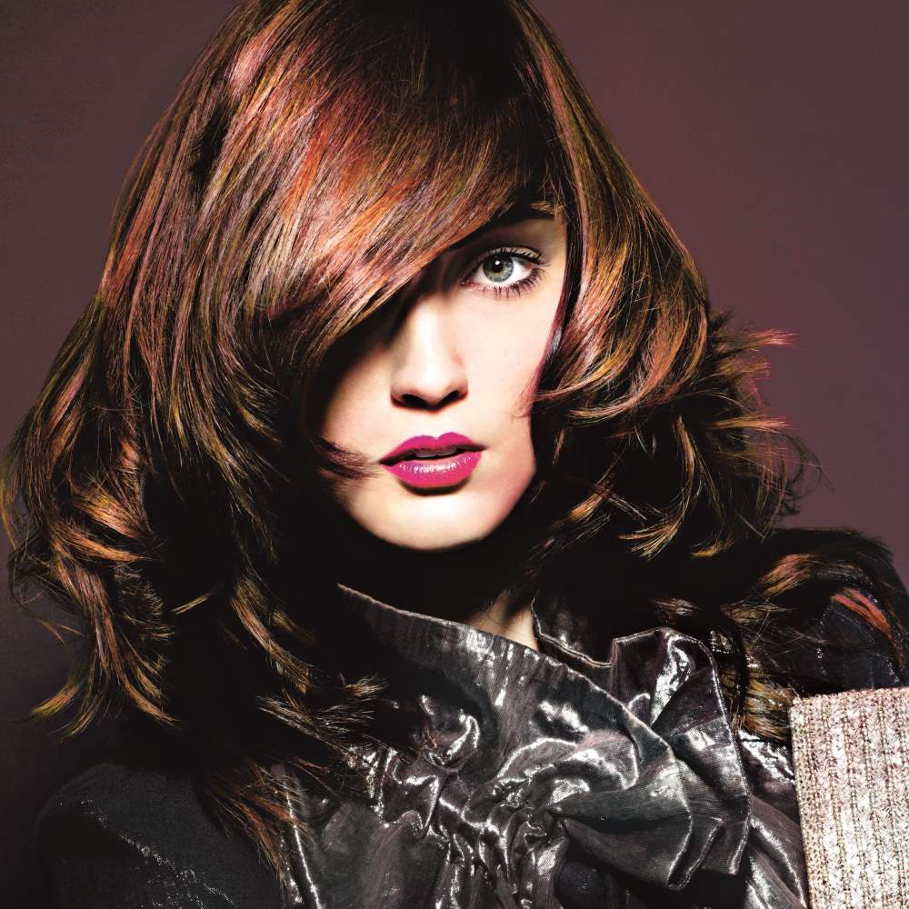 Blonder Look mit warmen Highlights
